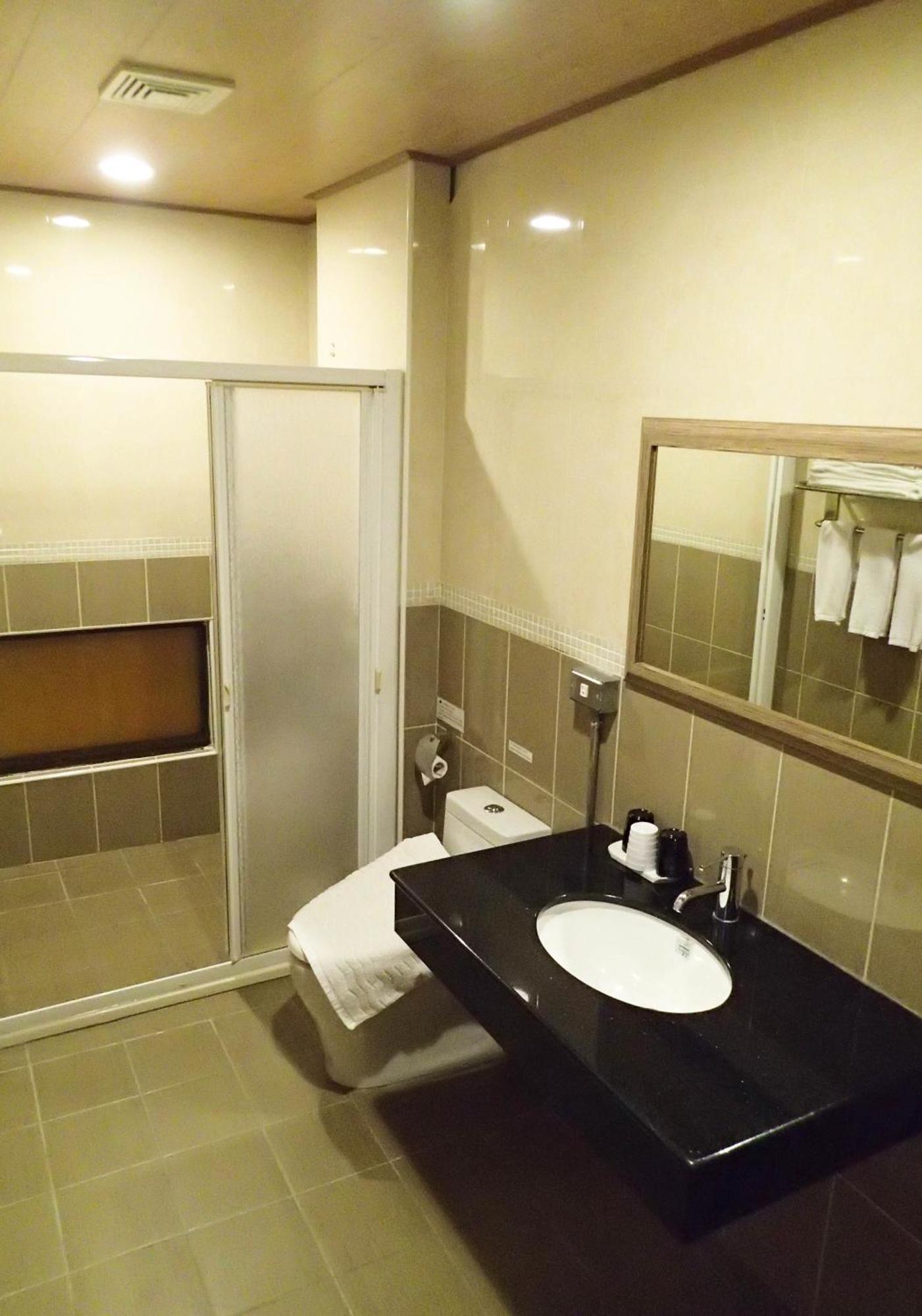 Meow G Cafe Hostel Hualien City Room photo